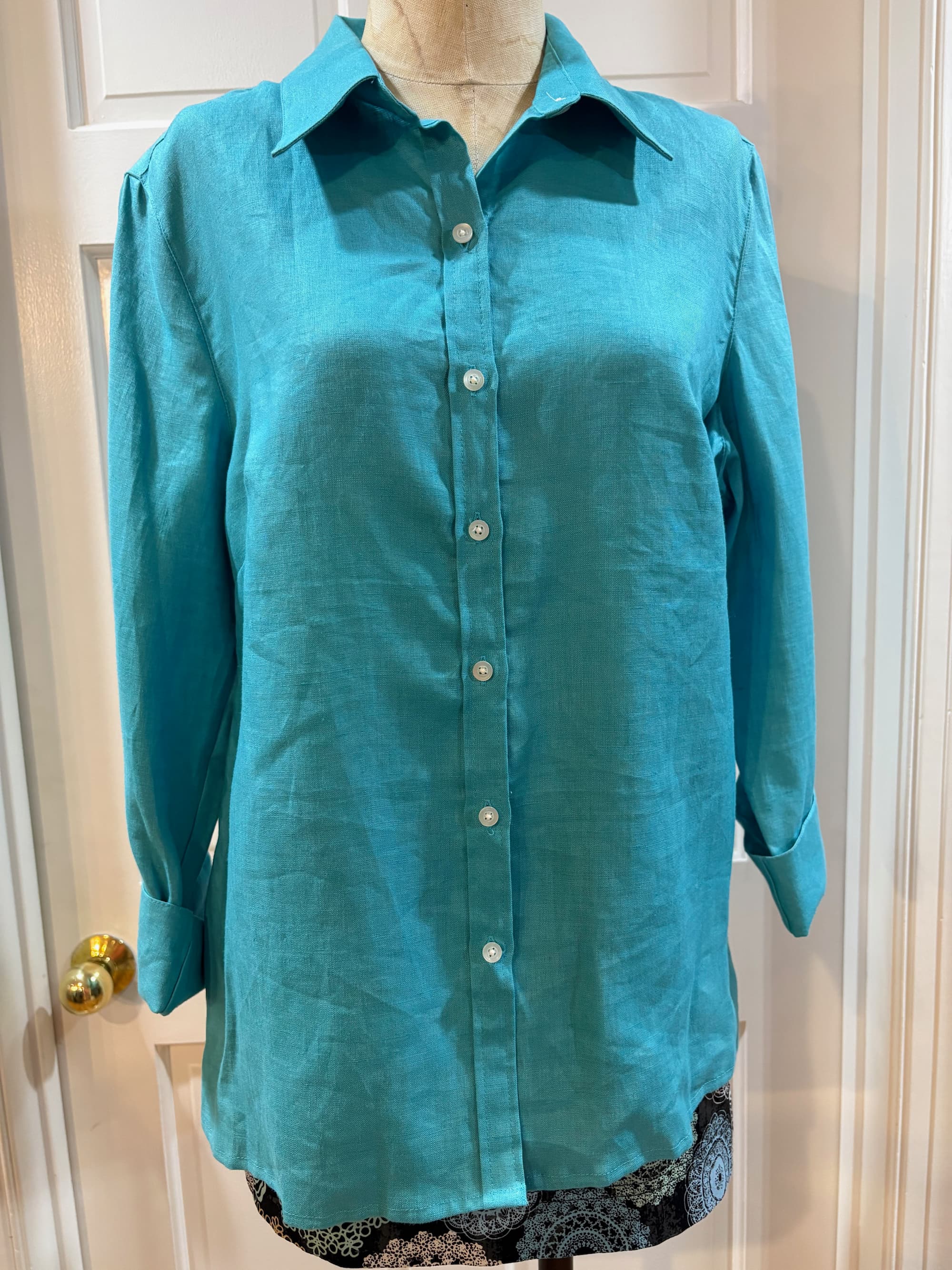Talbot’s Teal Lightweight 100% Linen Button-Down Shirt 