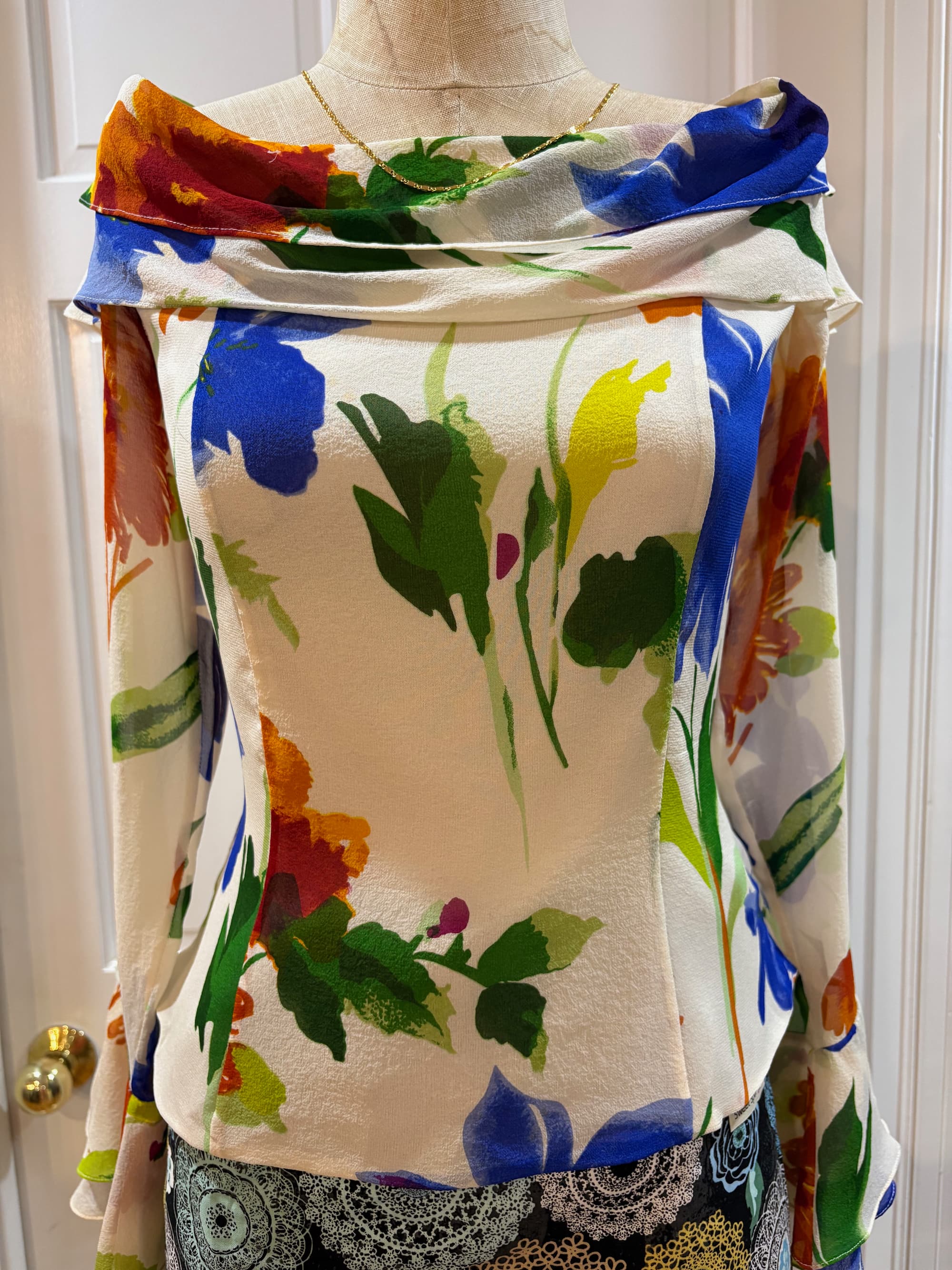 Vintage Chetta B by Sherrie Bloom100% Silk Off-the-Shoulder Floral Blouse