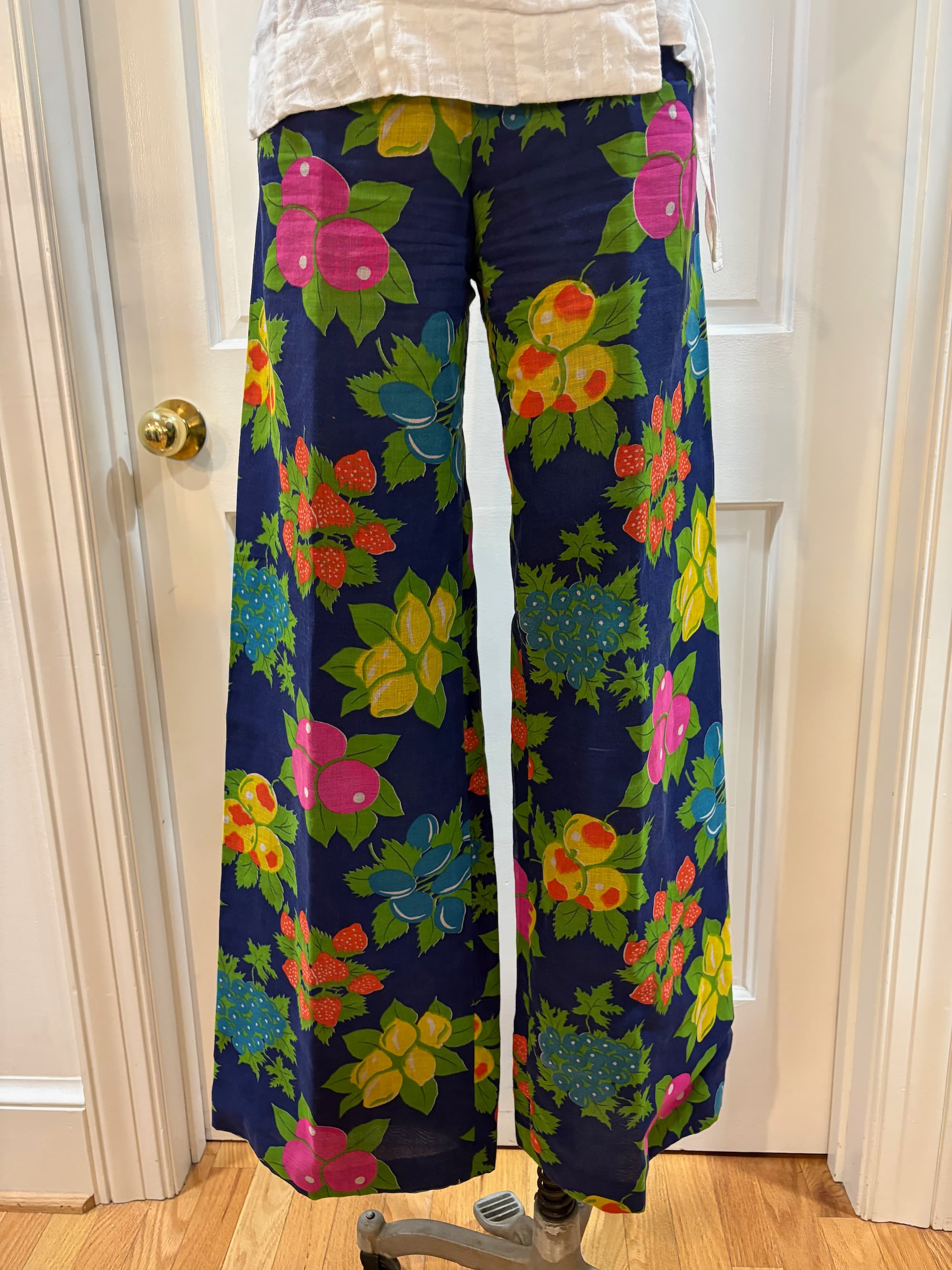 Ellen Tracy Vintage 1960s–70s Avant-Garde Elephant Leg Palazzo Pant — Vibrant Pink, Yellow & Green | Size S
