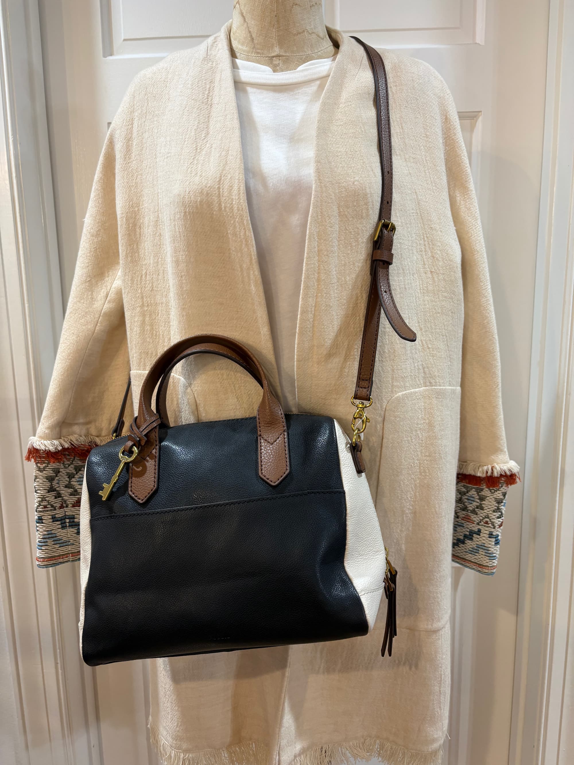 Fossil Fiona Satchel — Retro Americana Crossbody with Key Charm | EUC
