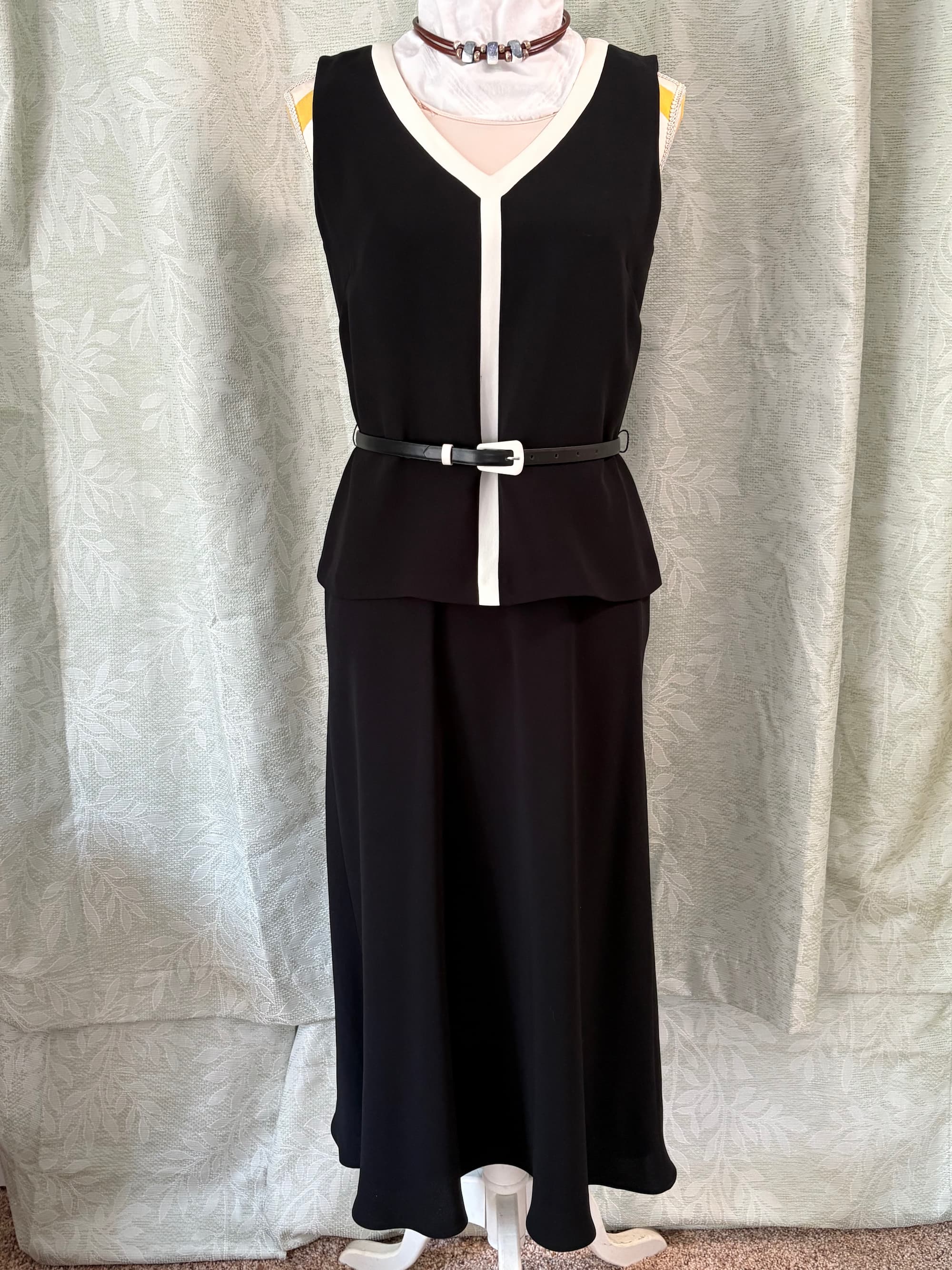 Jones New York Contrast Trim Dress